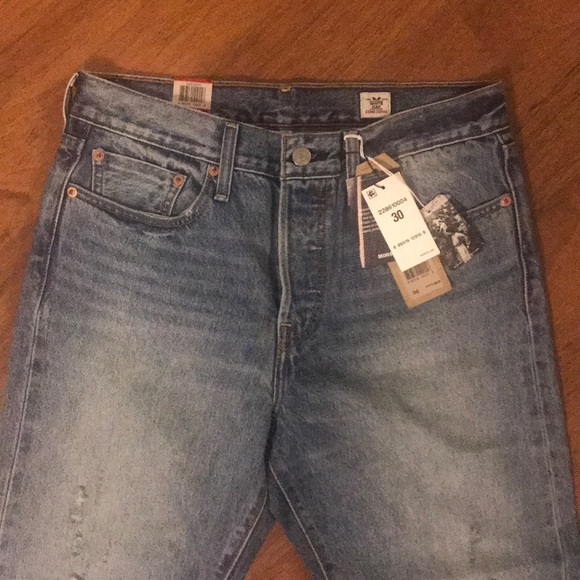 Levi’s Wedgie Fit Jeans - Picture 3 of 8